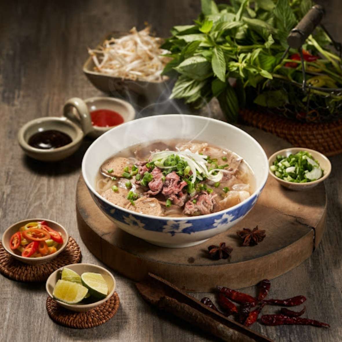 phở, cách nấu phở, món việt nam, tại nhật bản, phở chuẩn vị, nguyên liệu nấu phở, bò viên, YUMIFOODS