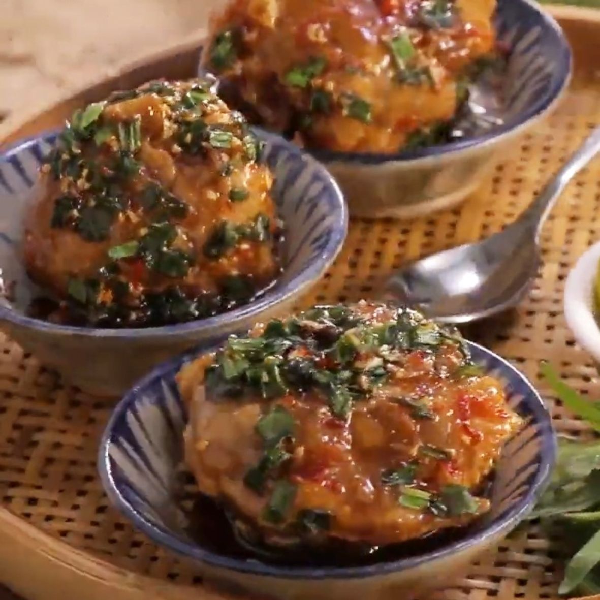 yumifoods có bán trứng lộn không, yumifoods có ship trứng không, mua trứng lộn ở đâu, trứng lộn ở osaka, trứng lộn ở nhật bản, Trứng lộn, Trứng Lộn Chiên Nước Mắm