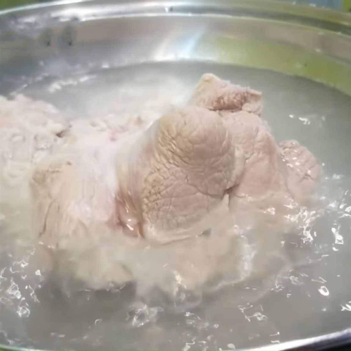 Bắp giò ủ muối Nhật Bản, Món ăn kèm bắp giò ủ muối, Ẩm thực Việt tại Nhật, Đặc sản Việt Nam tại Nhật, Nhà hàng Việt Nam tại Nhật, Bắp giò ủ muối ngon ở Nhật, Cách chế biến bắp giò ủ muối, Món nhậu Việt Nam tại Nhật, Hương vị Việt Nam tại Nhật, Văn hóa ẩm thực Việt Nam, Món ăn Việt Nam truyền thống, Địa điểm ăn uống người Việt tại Nhật, Món ngon người Việt tại Nhật, Ẩm thực Việt Nam, Món ăn kèm bắp giò, Bắp giò ủ muối, Nhật Bản, Người Việt tại Nhật,