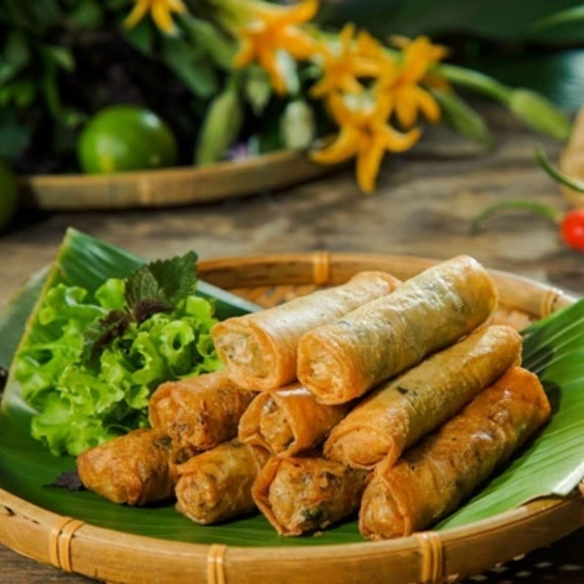Cách làm nem rán giòn rụm, thơm ngon đãi bạn bè Nhật Bản (5)